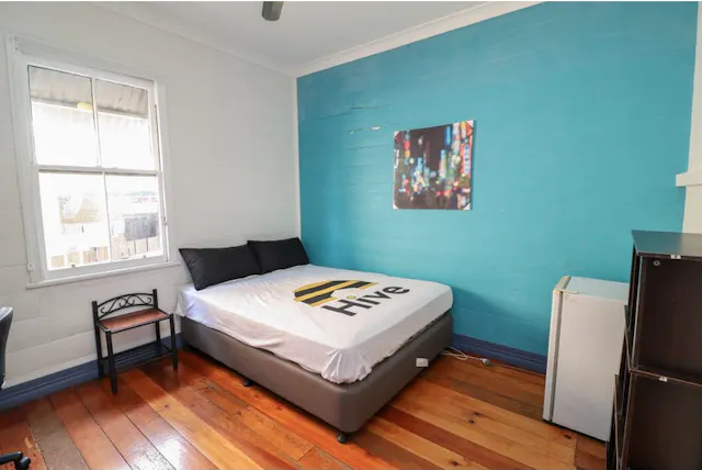 Classic Double Room room image 1
