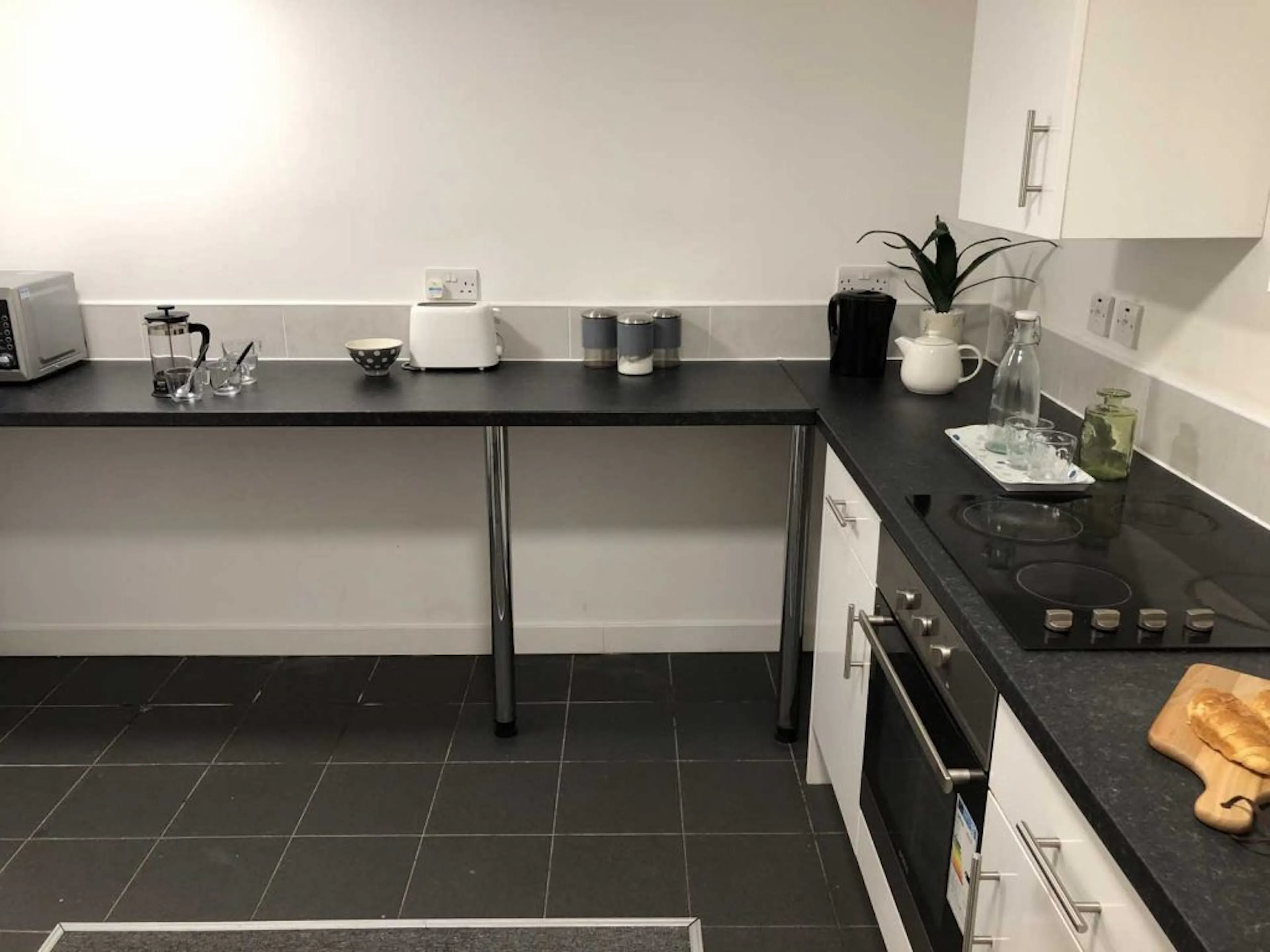 Classic En-Suite KITCHEN 2