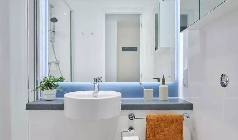 Classic En-Suite