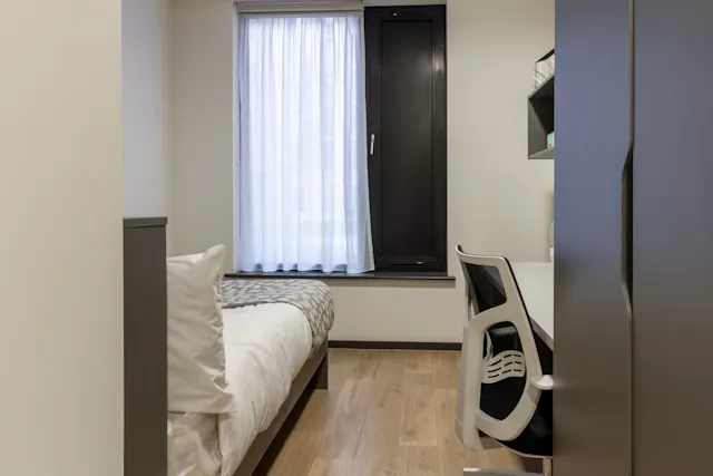 Classic En Suite 7 Share room image 2