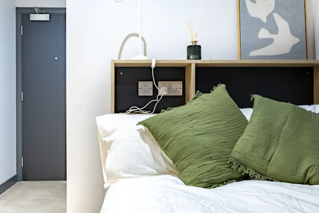 Classic En Suite room image 1