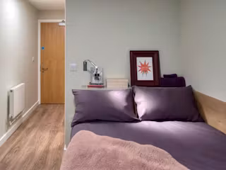 The Curve, London-London-ROOM-1