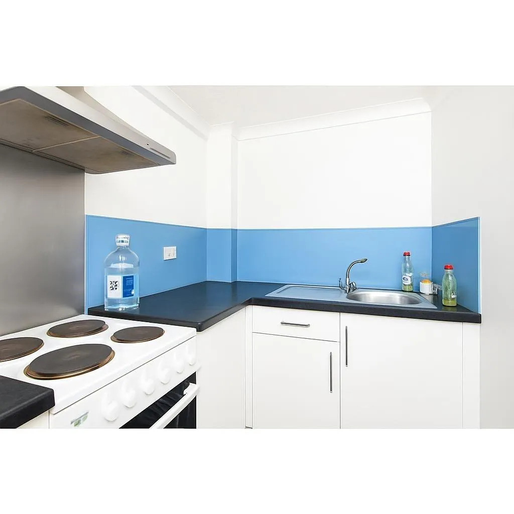 Three Bedroom Compact KITCHEN 4