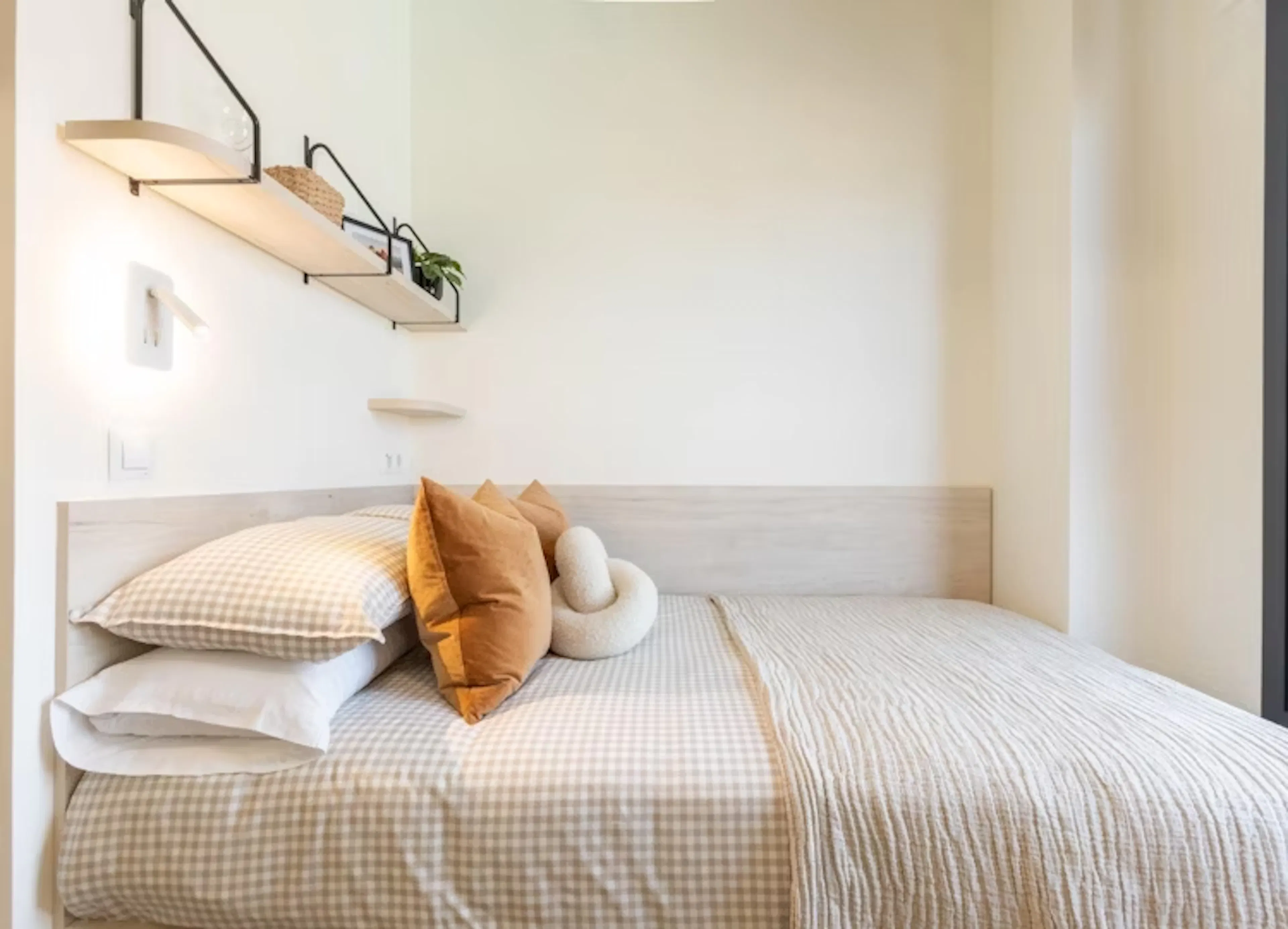 Classic Ensuite ROOM 1