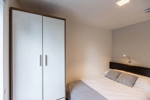 Classic Ensuite room image 4