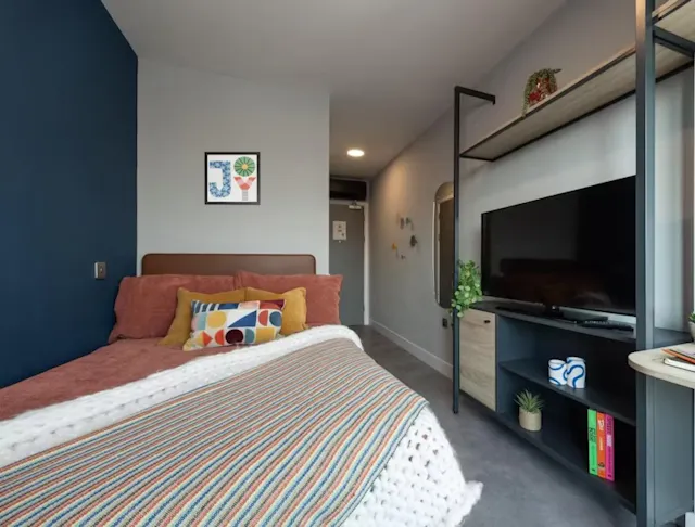 Classic Ensuite (Lower Floors) room image 1