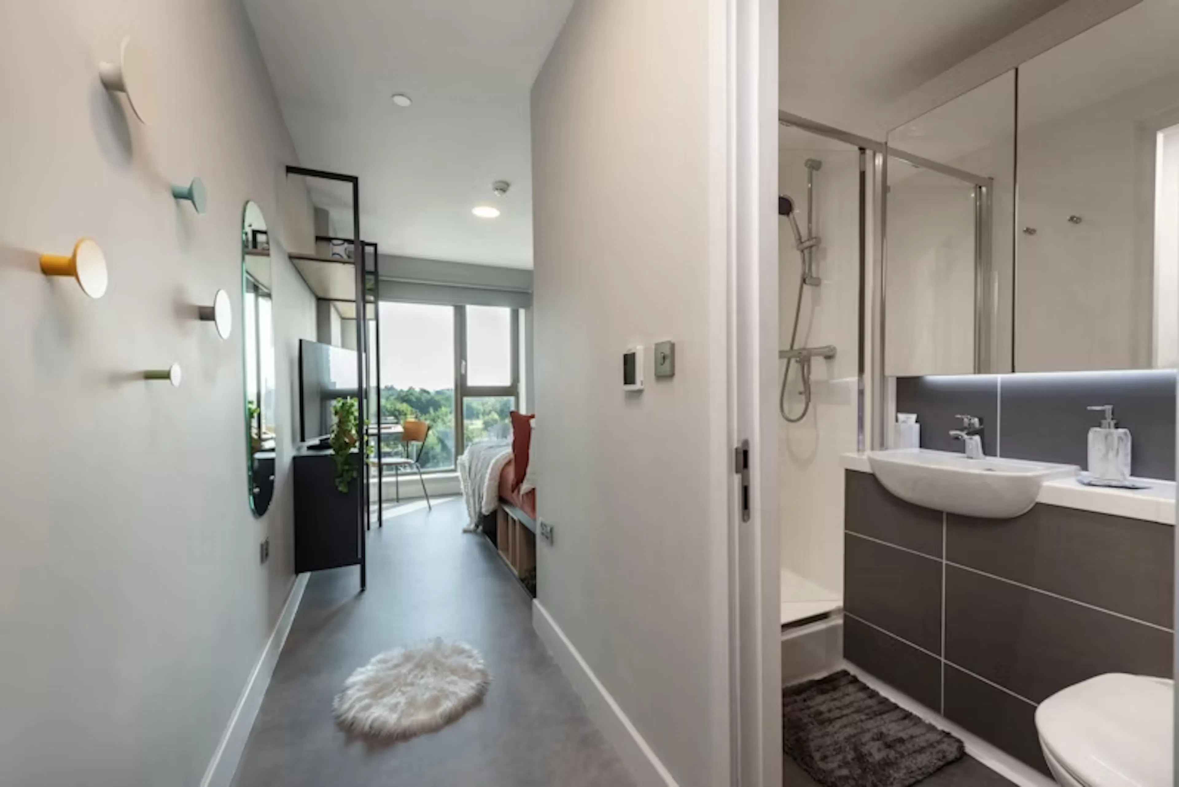 Classic Ensuite (Lower Floors) ROOM 1