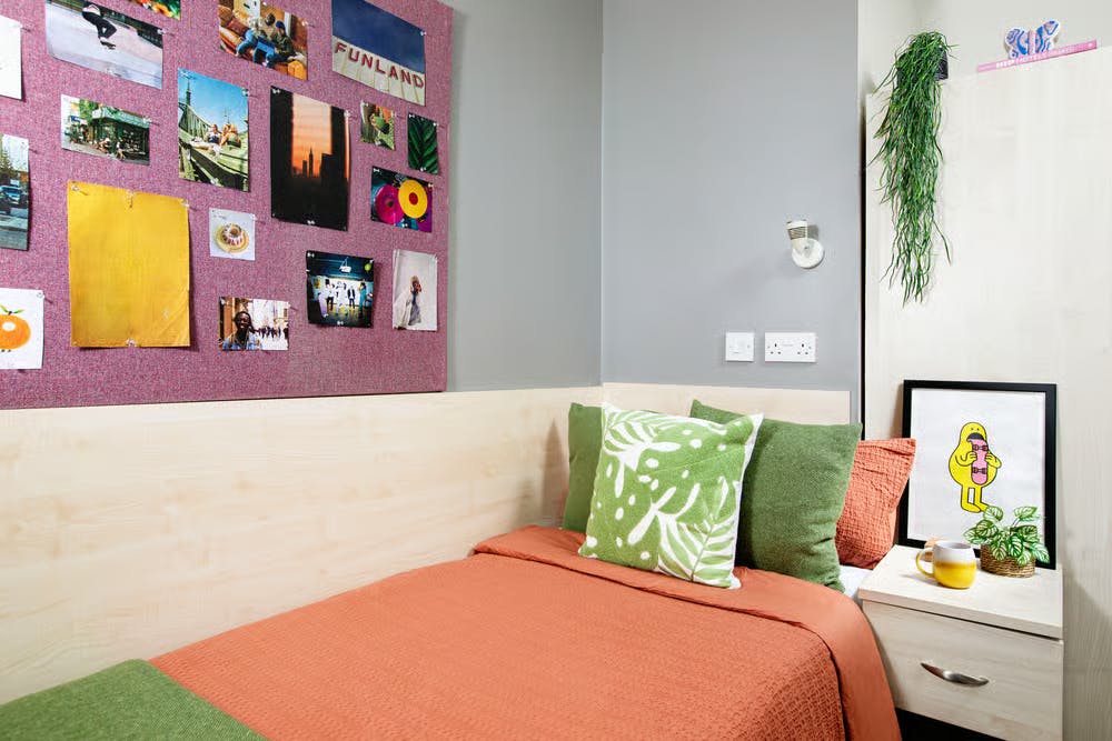 Newarke Point, Leicester-Leicester-ROOM-1