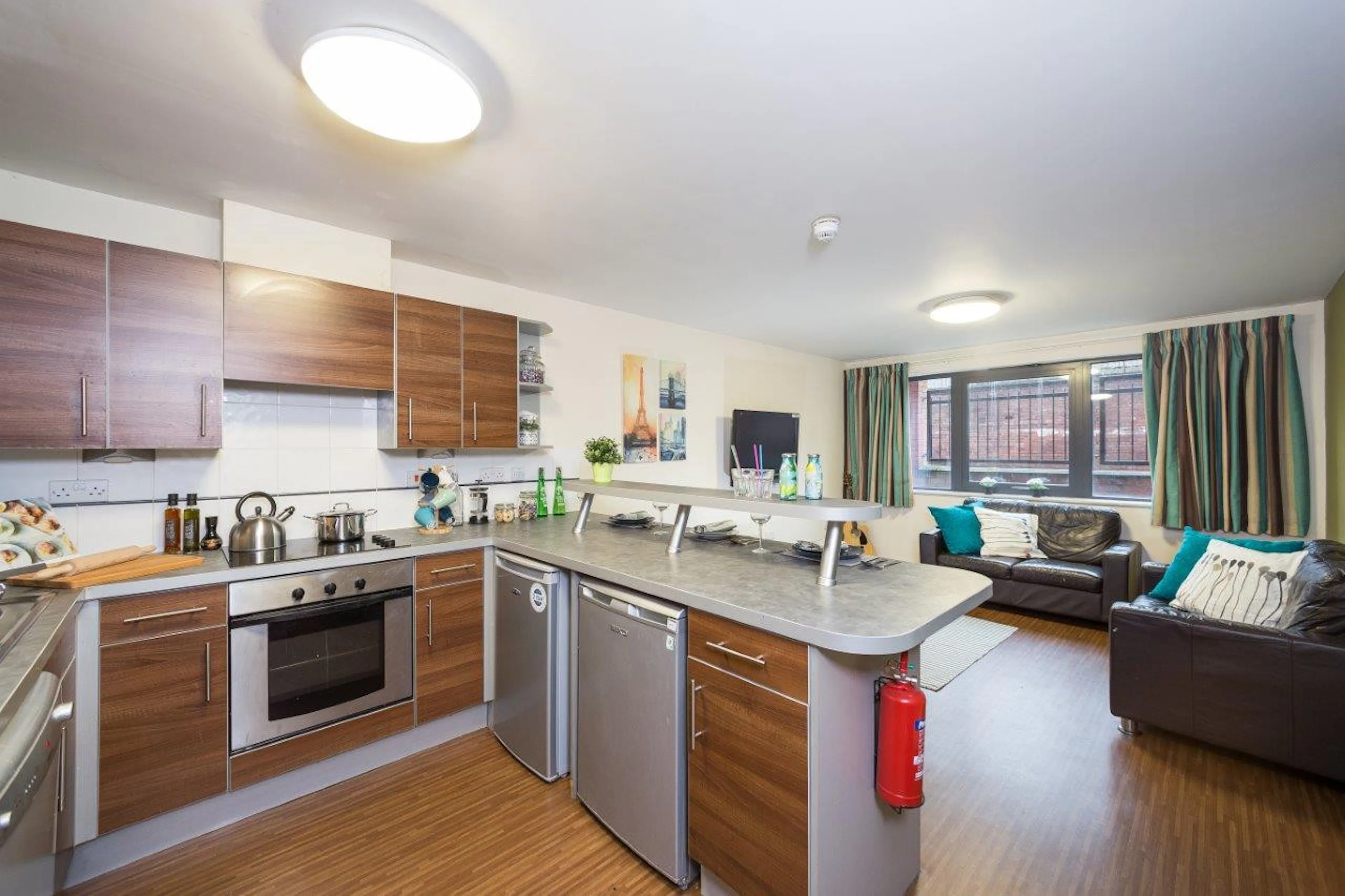 Classic Ensuite KITCHEN 2