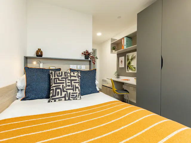 Classic En Suite room image 1