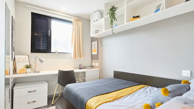 Classic En-suite room image 3