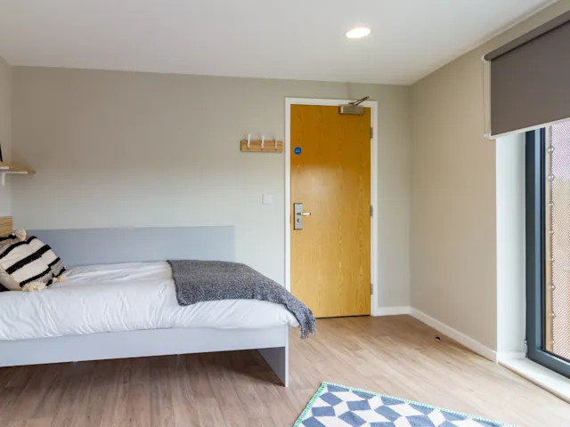 Classic Non En Suite Plus room image 5