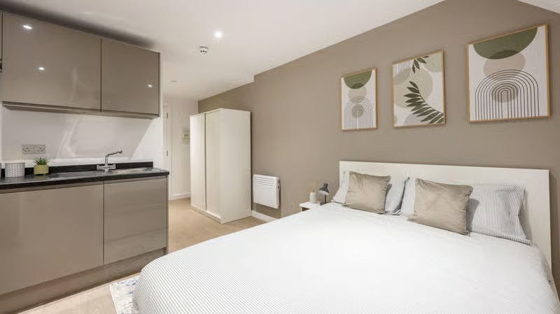 sizer-court-preston-Classic Studio