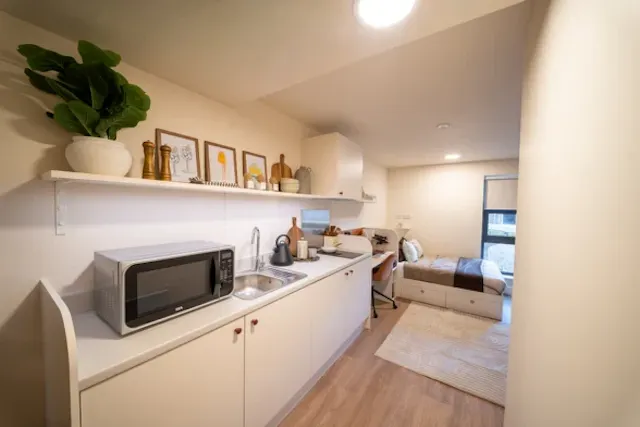 Classic Studio – Ground Floor room image 1