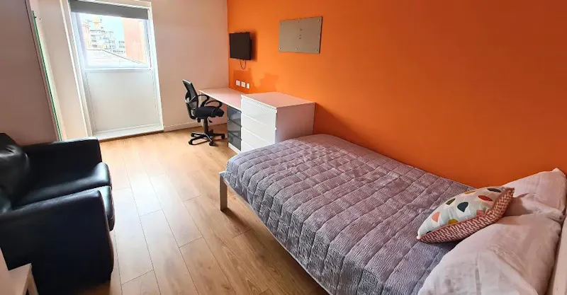 Platinum Studio ROOM