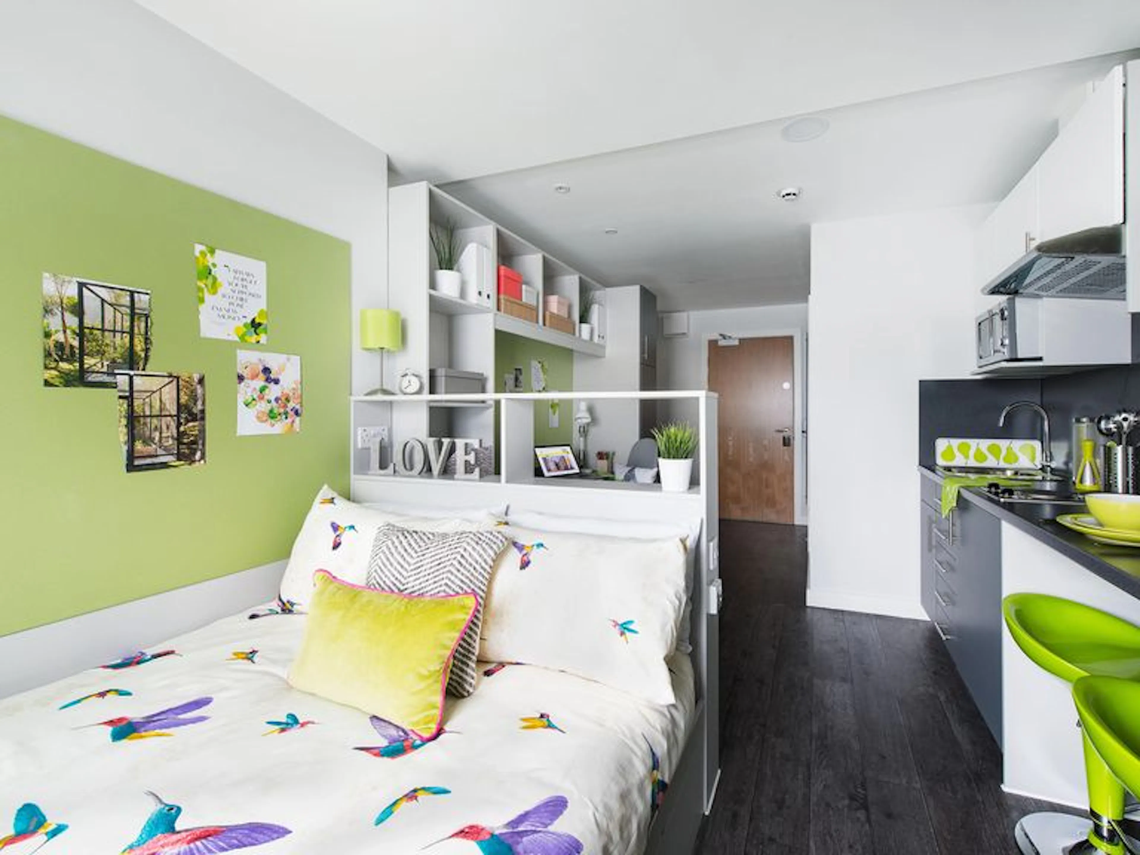 Platinum Studio ROOM 1