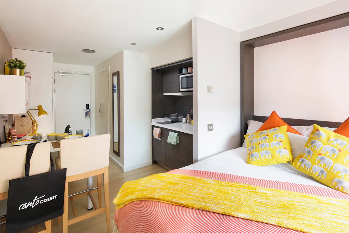 Platinum Studio ROOM