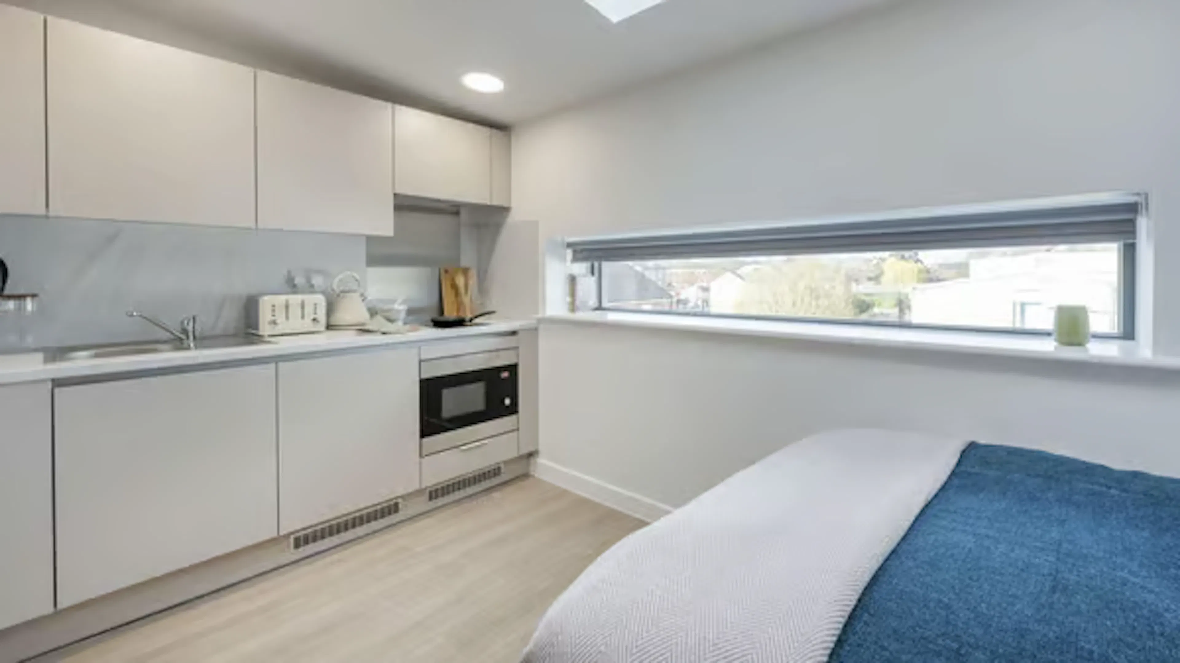 Classic Studio KITCHEN 2