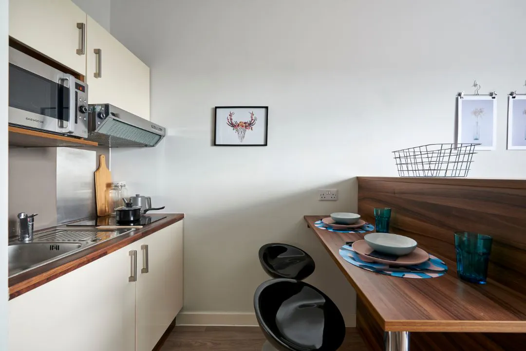 KITCHEN KITCHEN 4