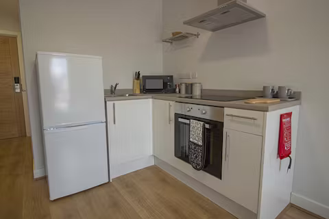 clare-court-nottingham-KITCHEN