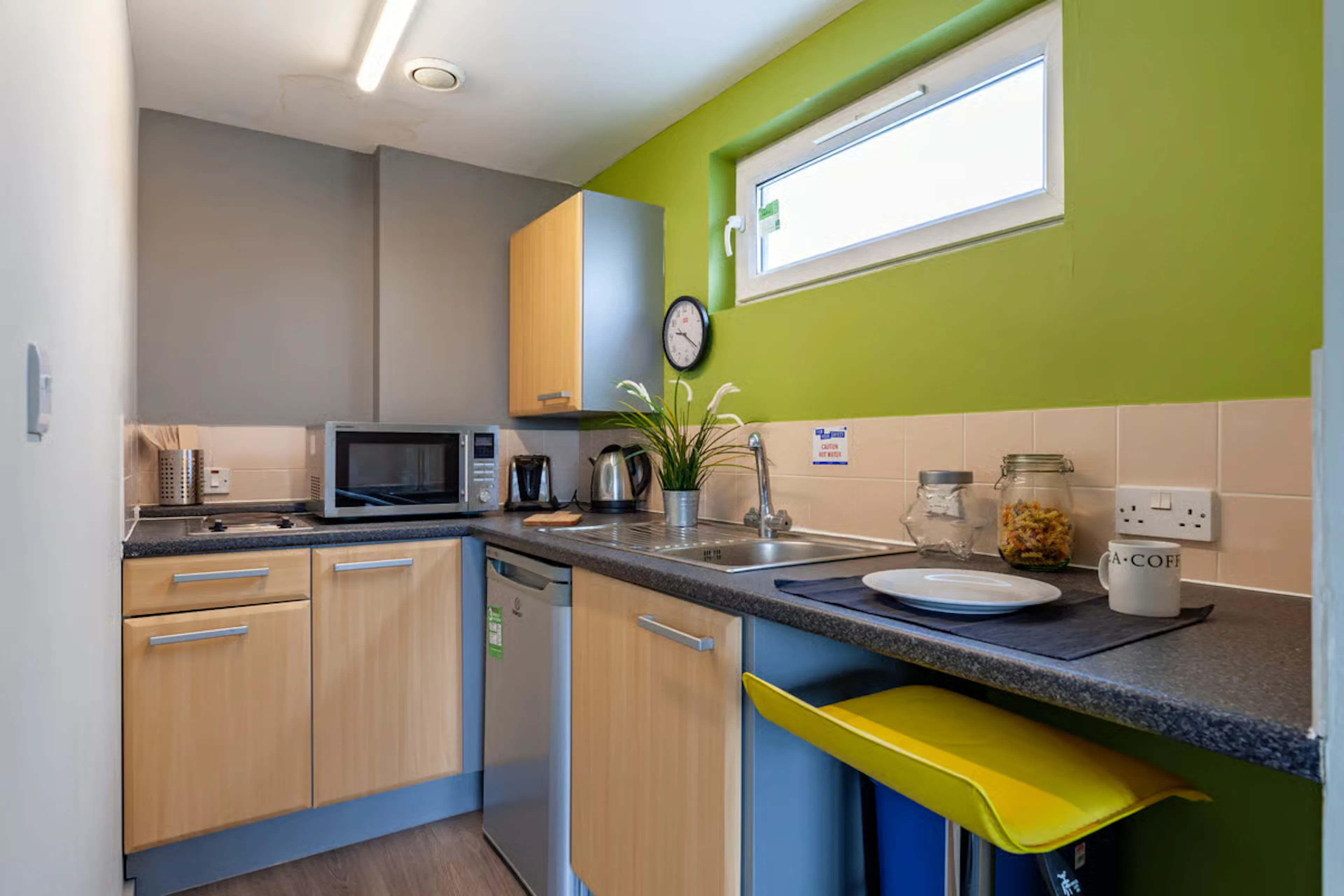 Classic Studio KITCHEN 2