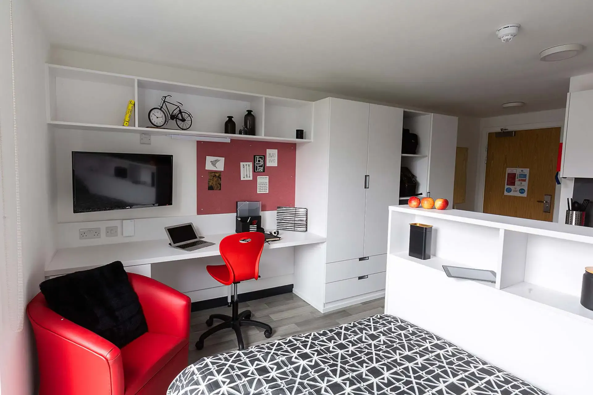 abbey-house-coventry-Classic Studio