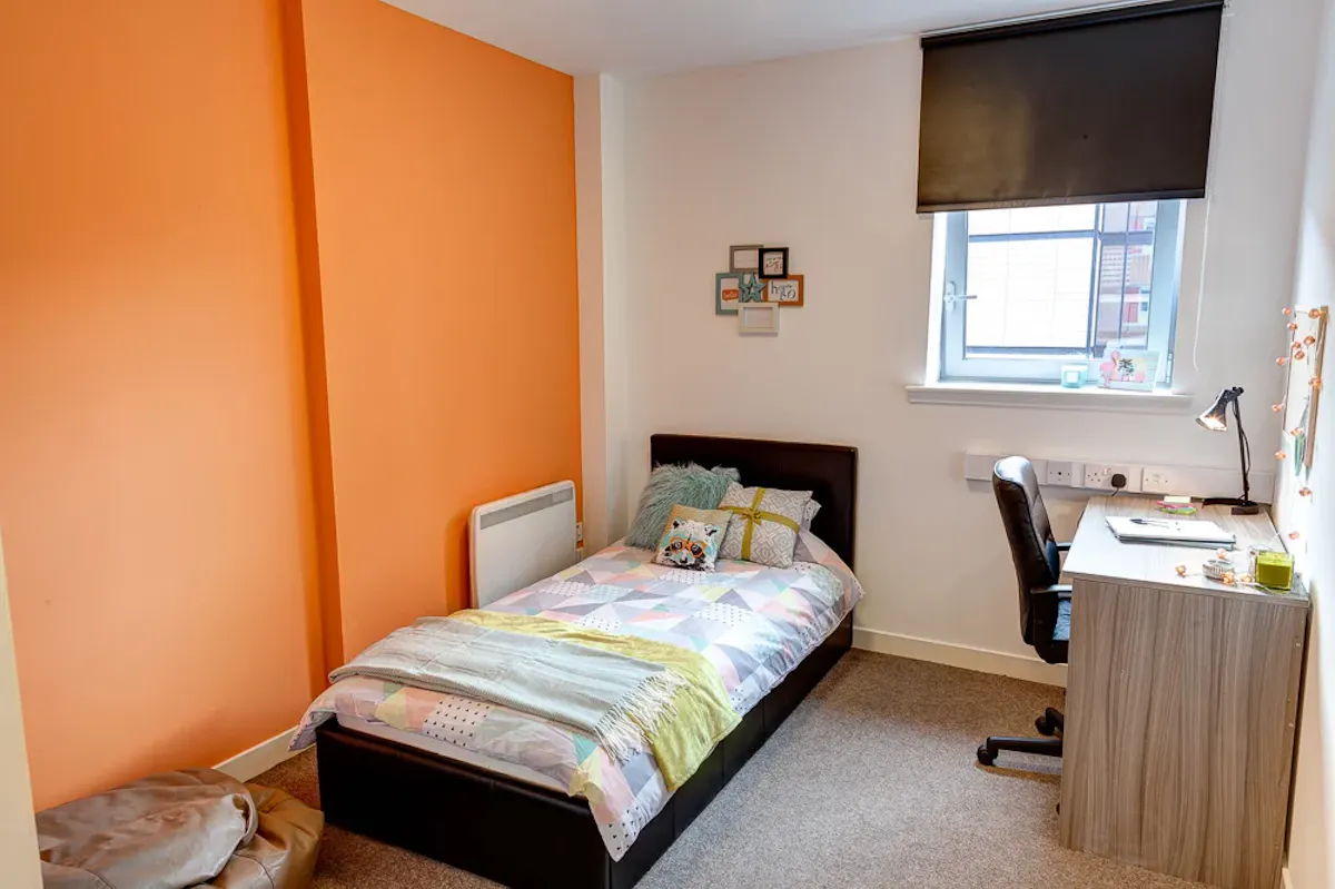 Platinum Studio ROOM