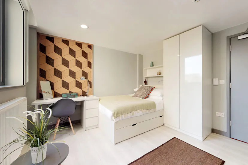 Property video thumbnail 1