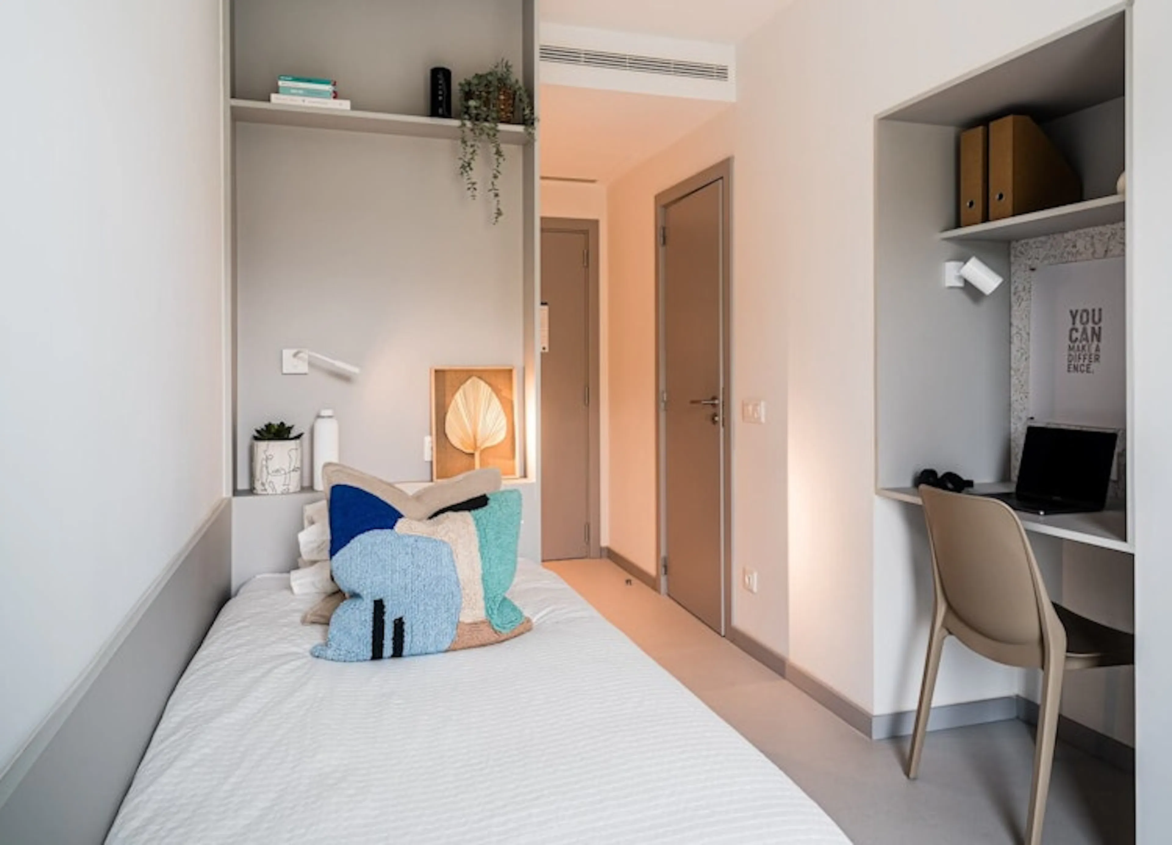 Platinum Studio ROOM 1