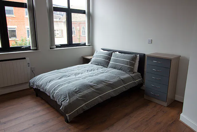 Platinum Studio room image 1