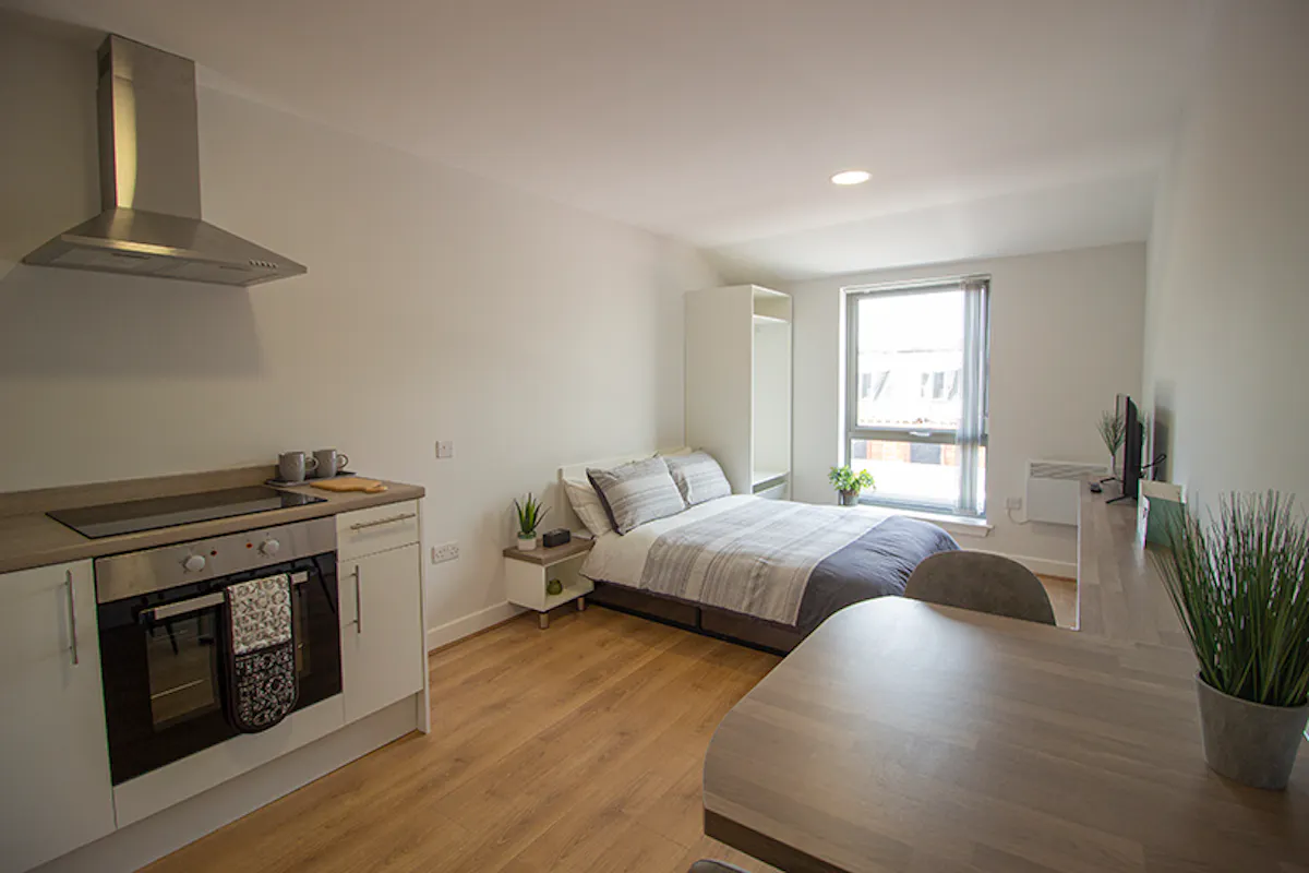 Platinum Studio ROOM