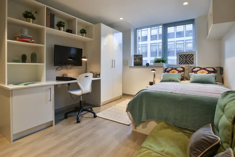 Classic Smaller Studio