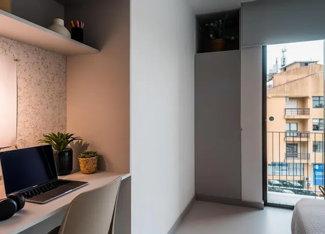 Platinum Studio room image 4