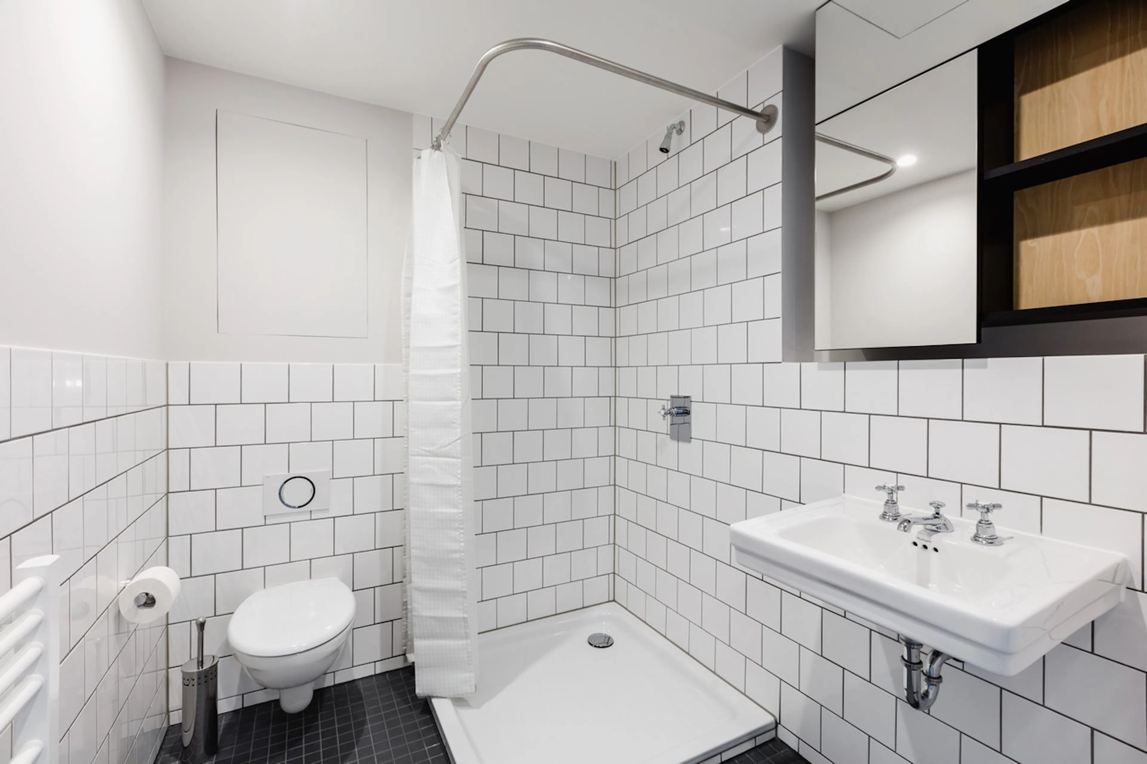 Classic BATHROOM 2