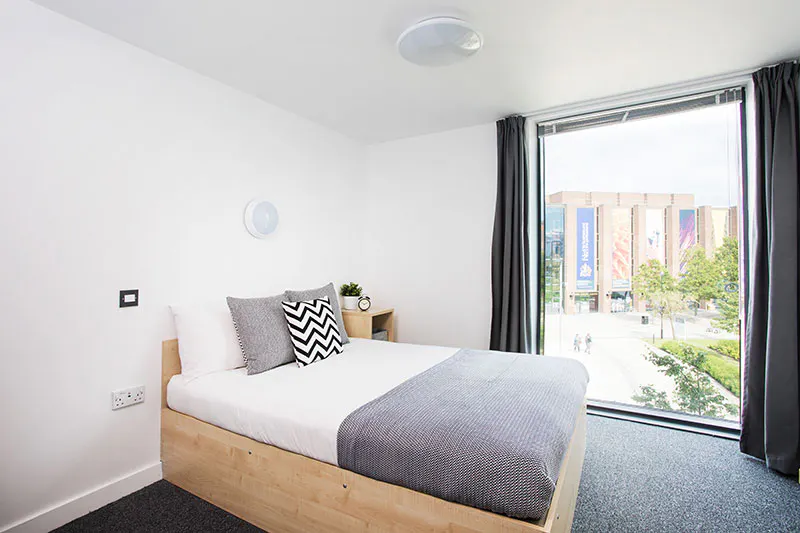 ROOM ROOM 4