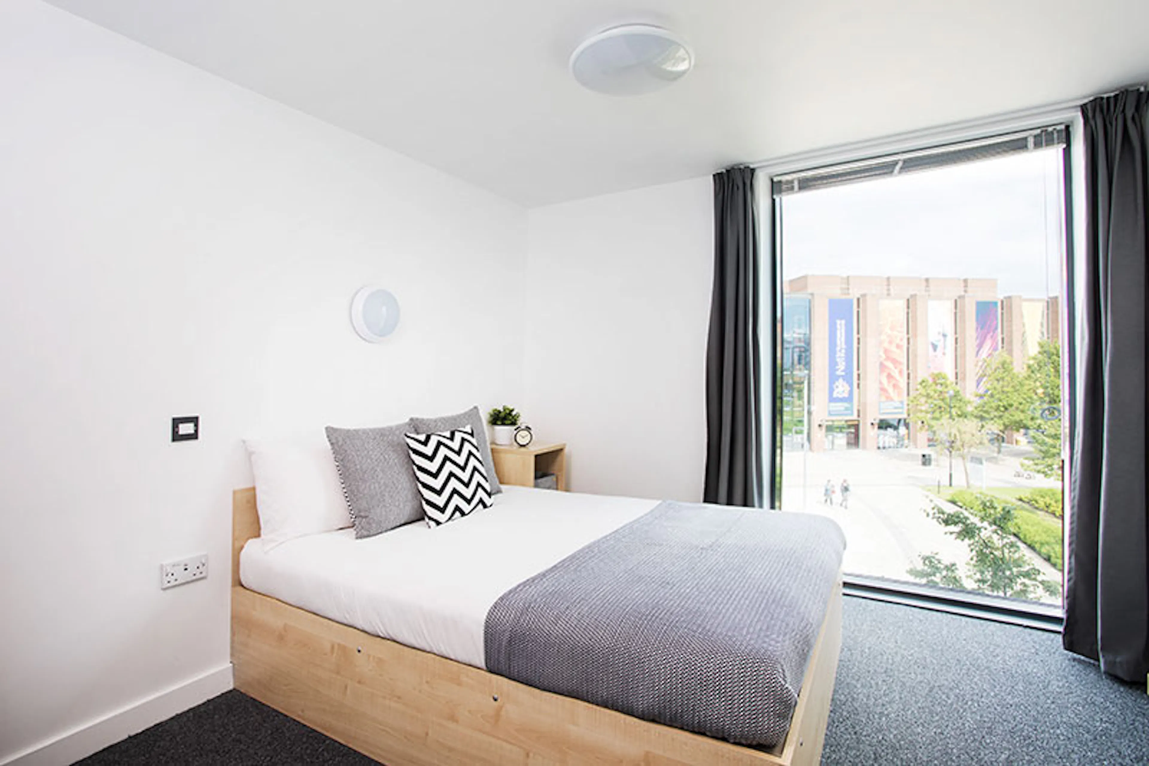 ROOM ROOM 4