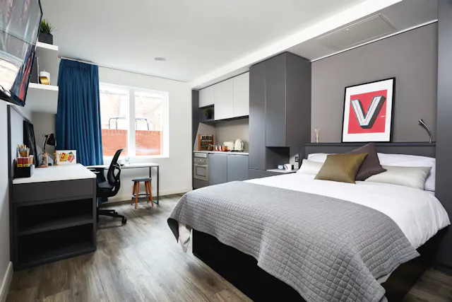 Classic Plus room image 1