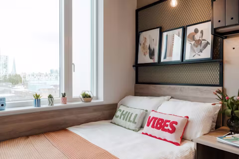 yourtribe-southwark-london-ROOM