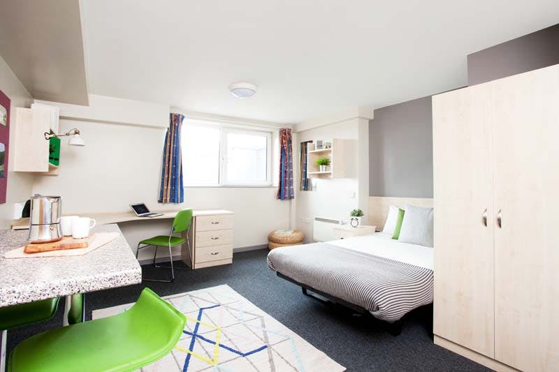 Find Student Accommodation in Leeds For 2023-24 Intake | Student Studios,  Flats & Halls | UniAcco