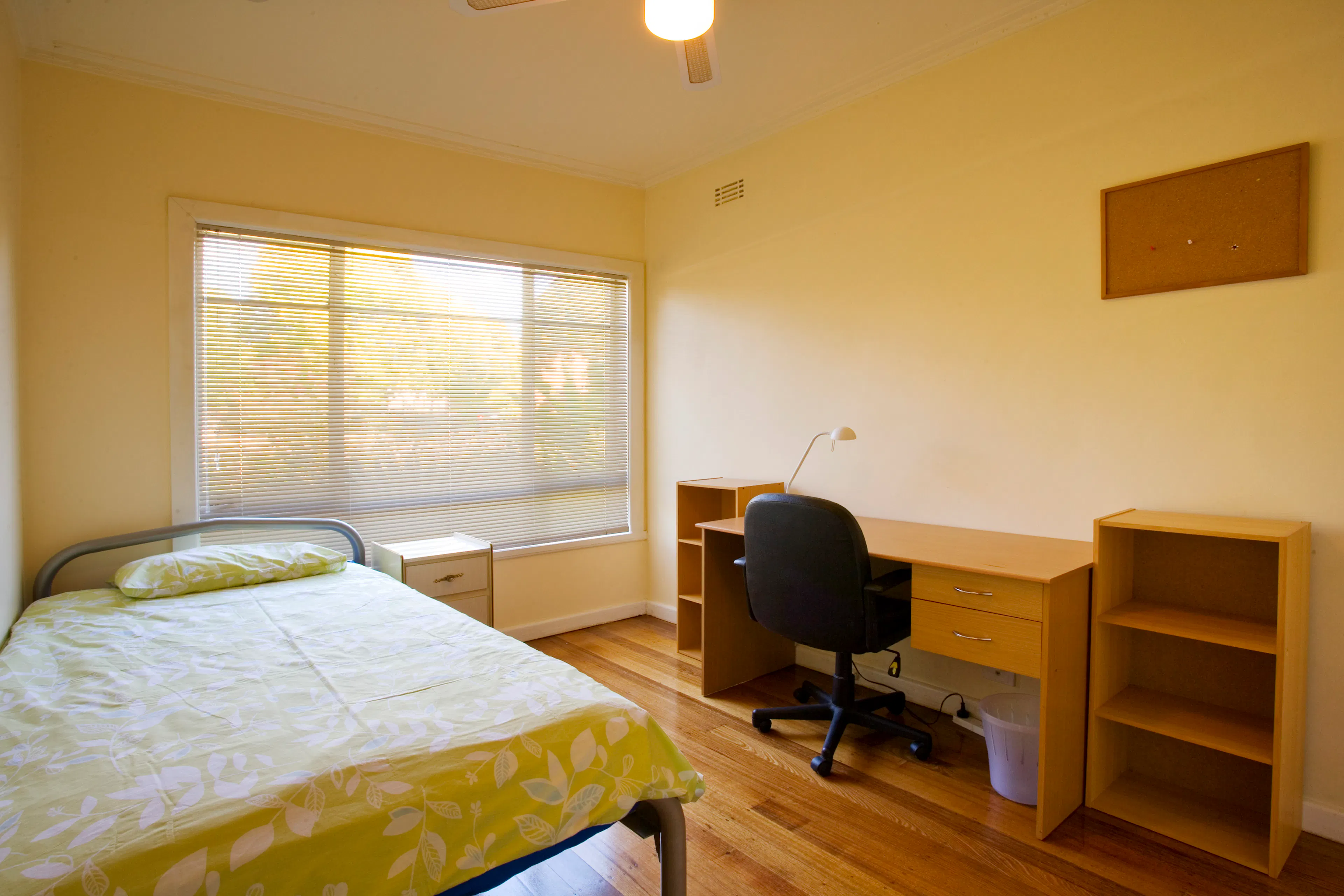 Medium Room ROOM 1