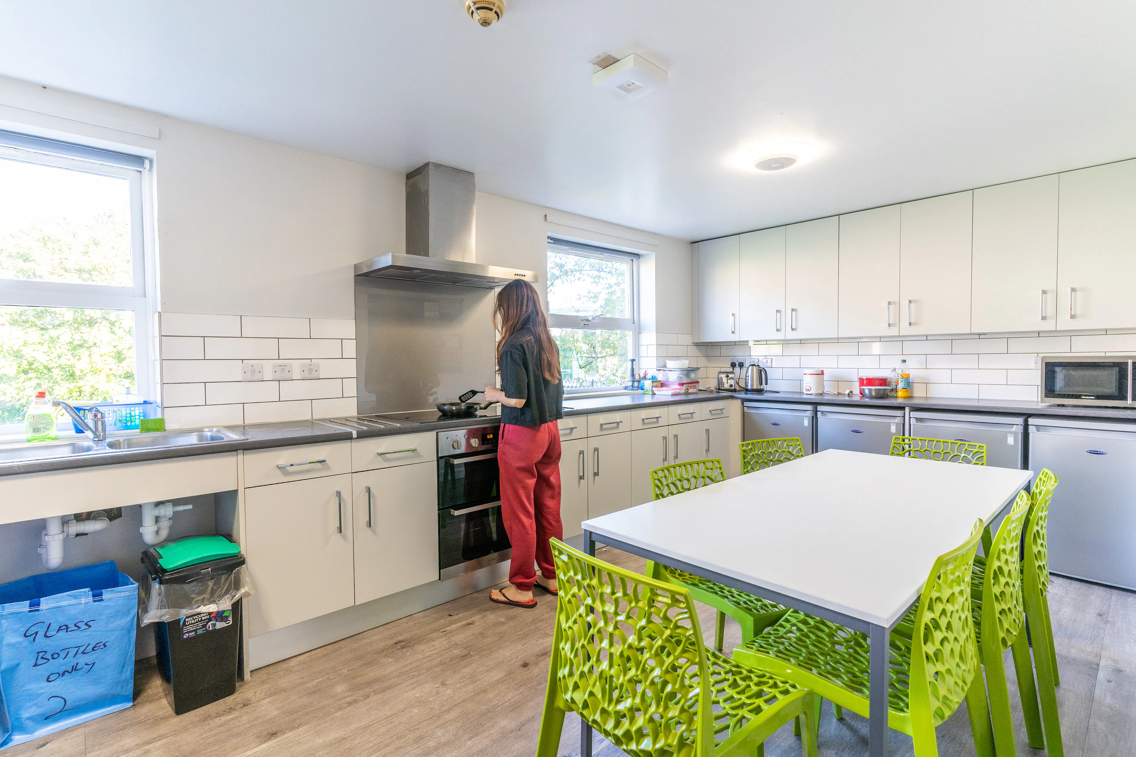 Standard Room KITCHEN 2
