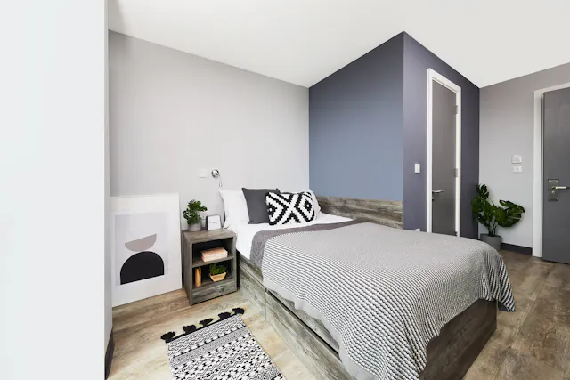 Club En-suite room image 1
