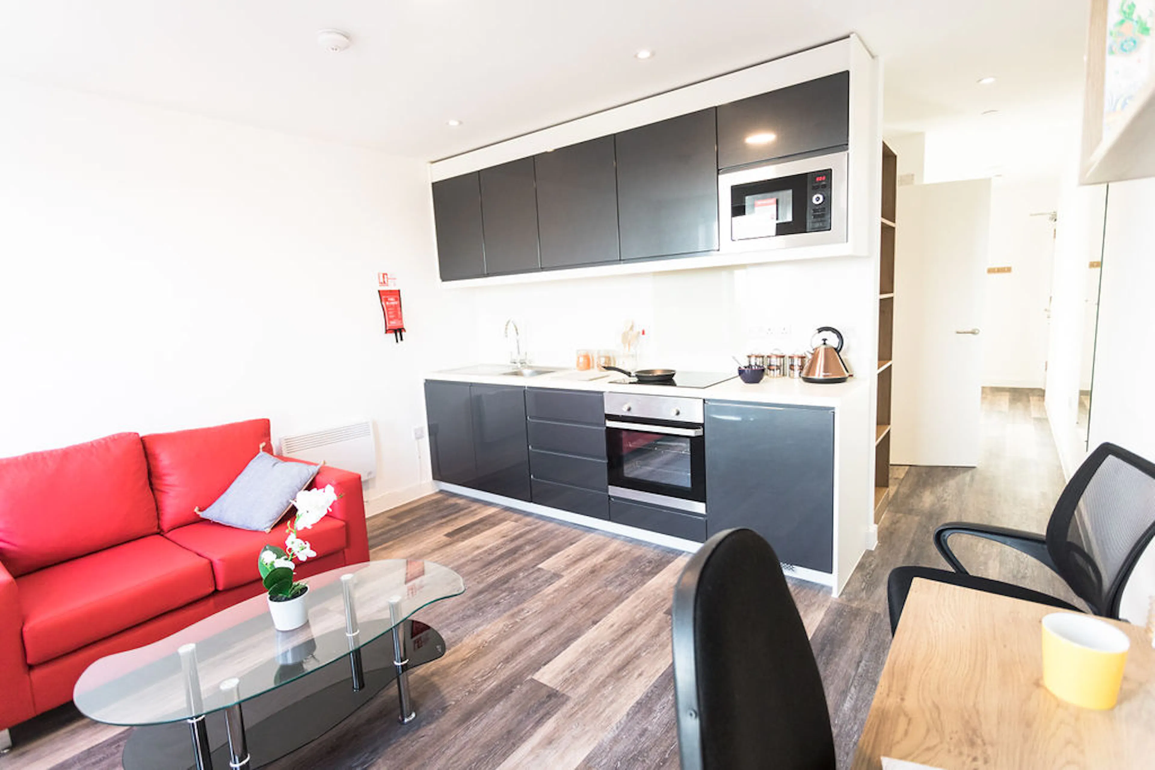Club Plus Studio KITCHEN 1