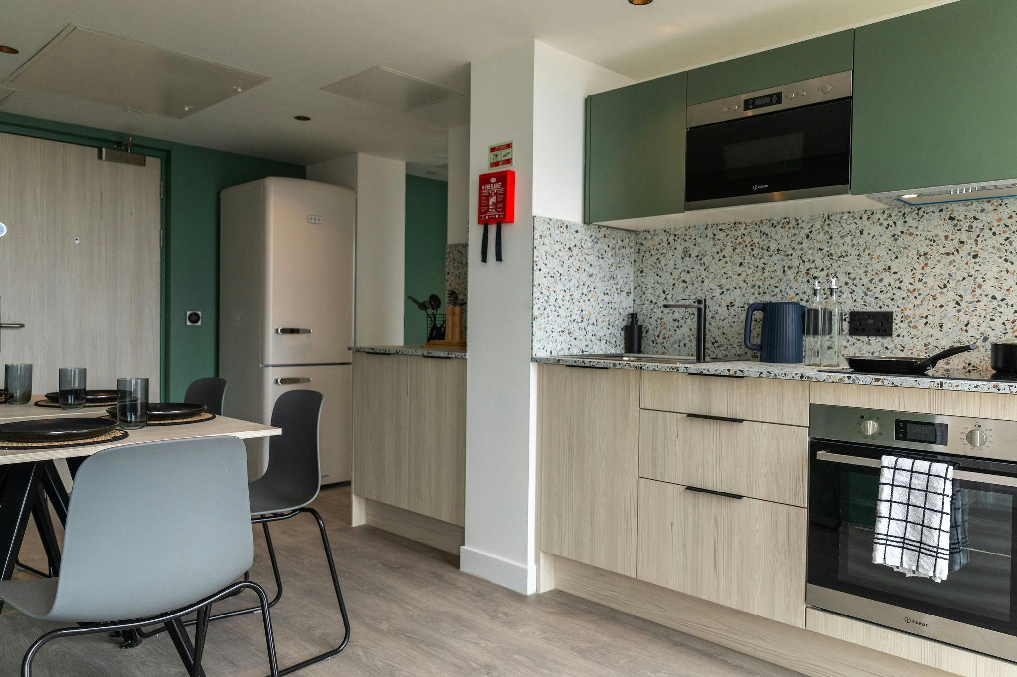 Premium Ensuite, Floors 11-16