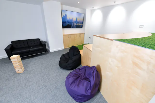 Deluxe Studio North Ground Floor room image 1