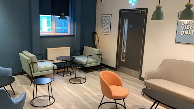 Premium Studio (Accessible) room image 1