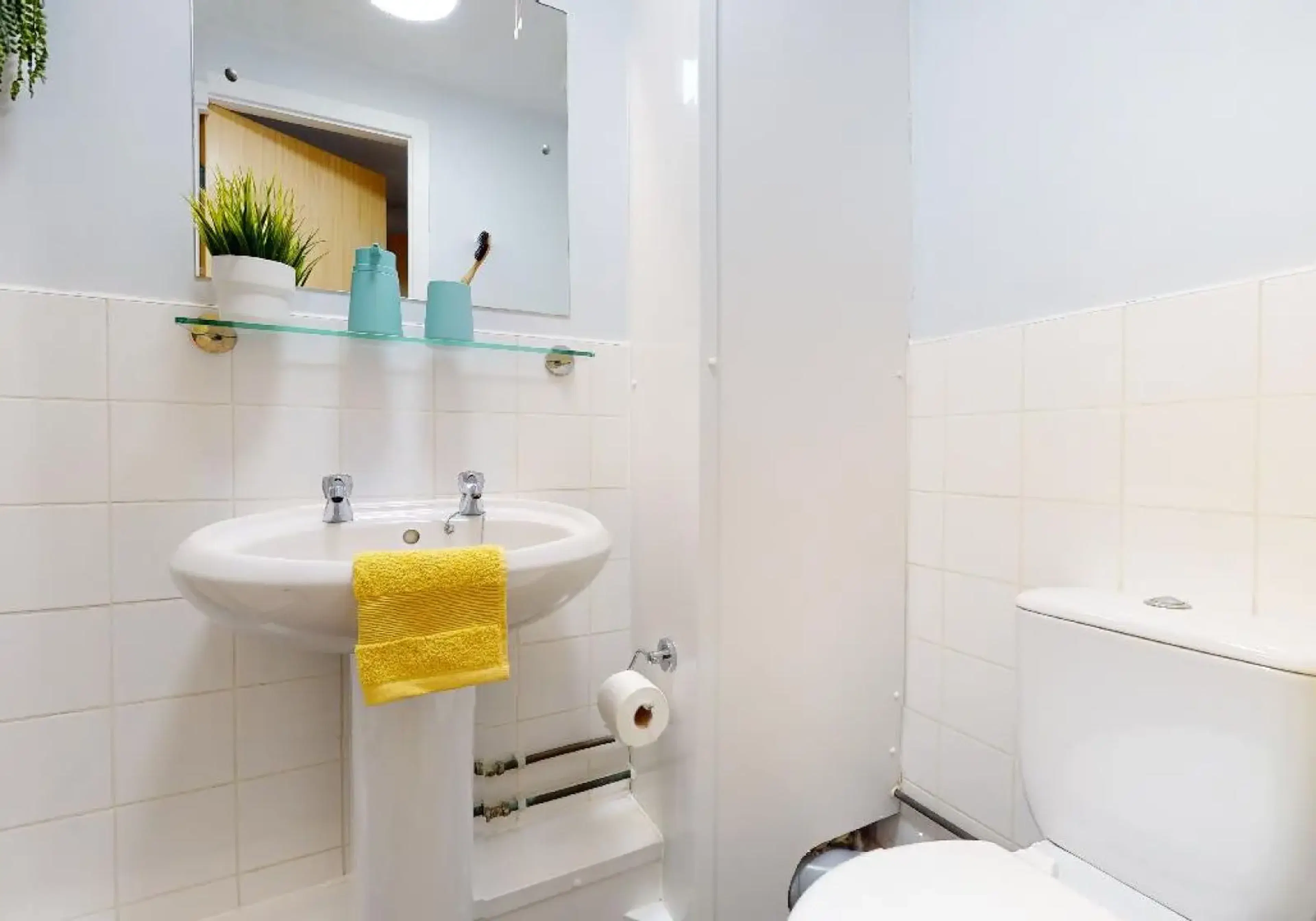 Copper En suite BATHROOM 4