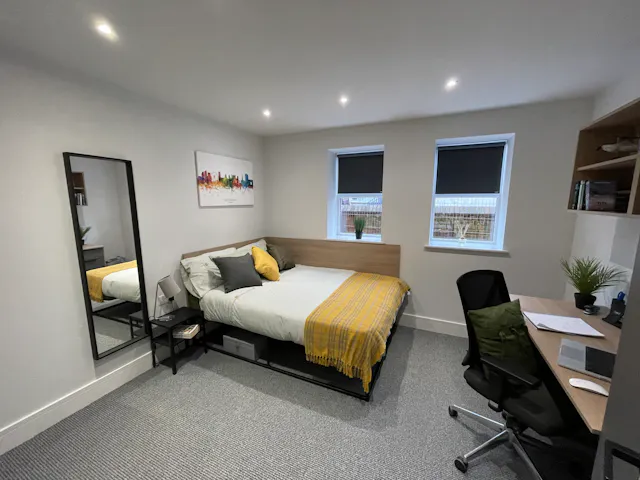Cluster Ensuite room image 1