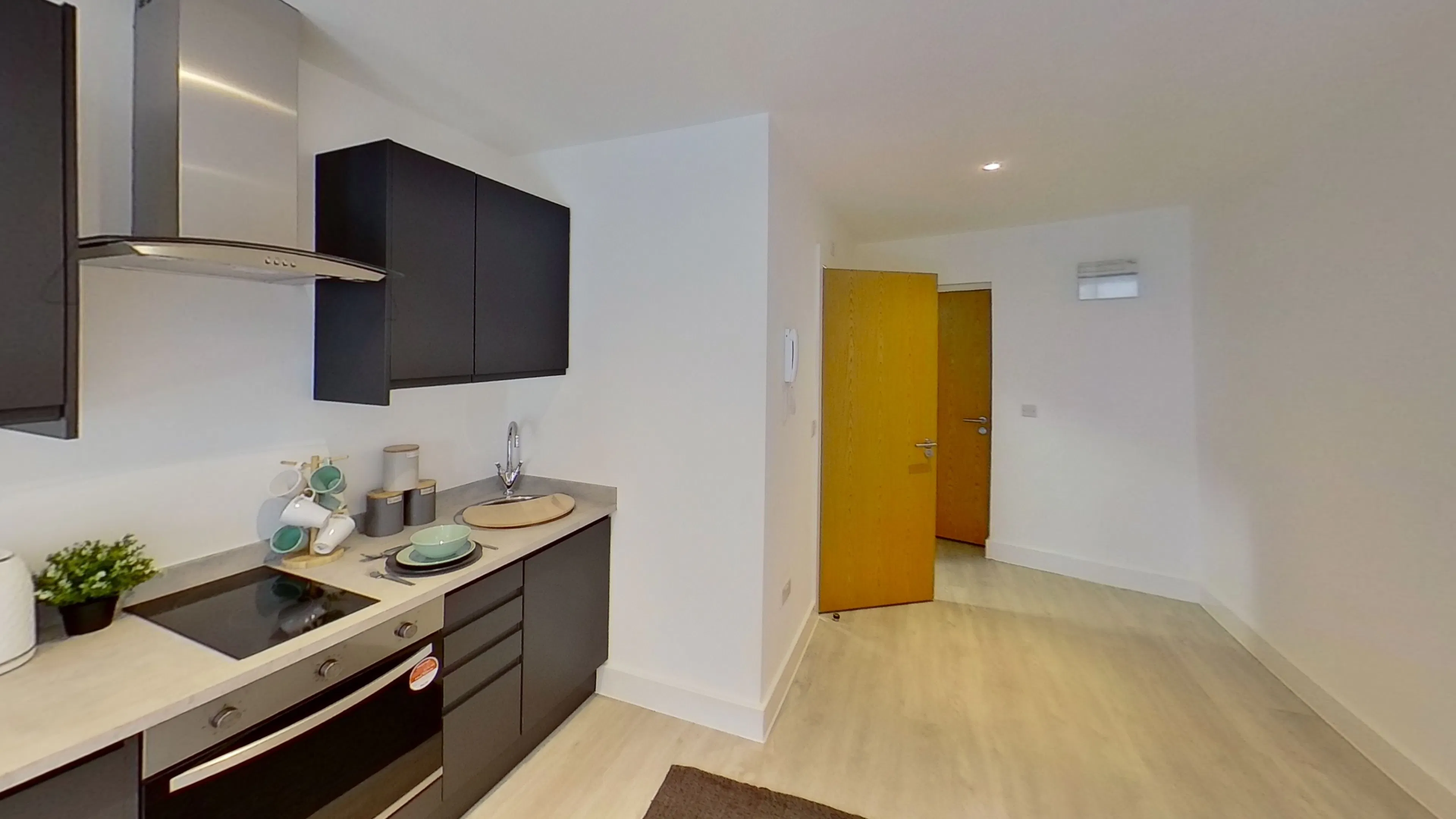 Large Scenic KITCHEN 2