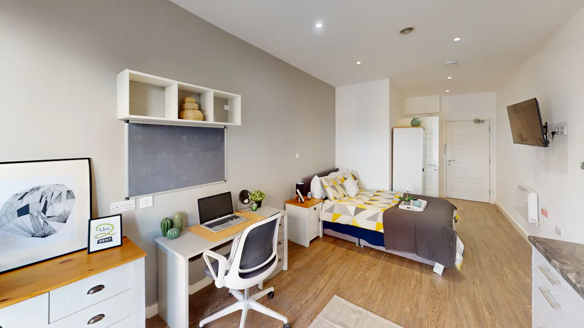 Premium Studio ROOM